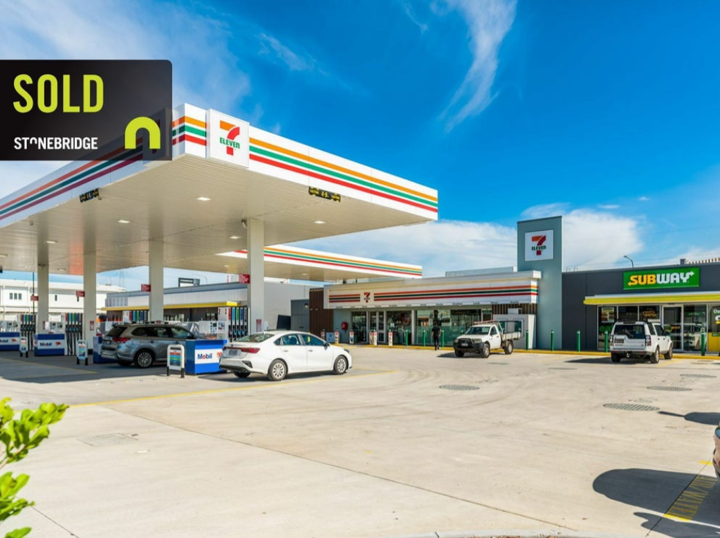 7-Eleven & Subway Ripley